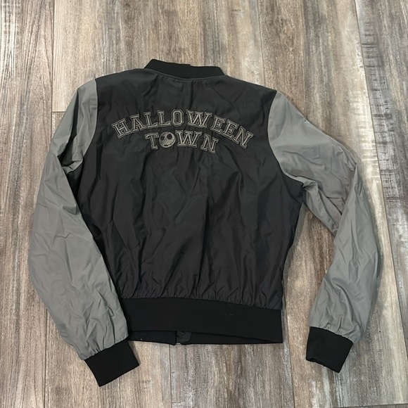 Disney Nightmare Before Christmas “Halloween Town” Bomber Jacket Small - Picture 6 of 8